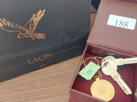 52 Laçın sakini doğma yurduna QOVUŞDU