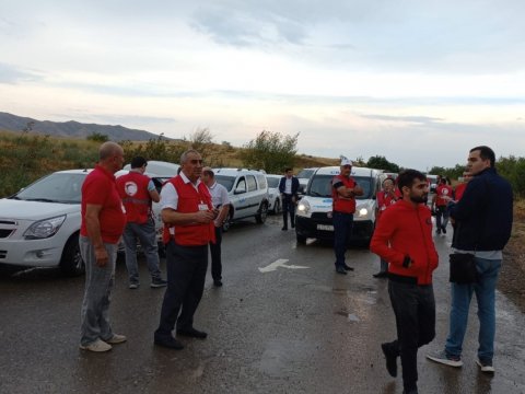 Humanitar yük üçün sülhməramlılardan cavab gözləyirik