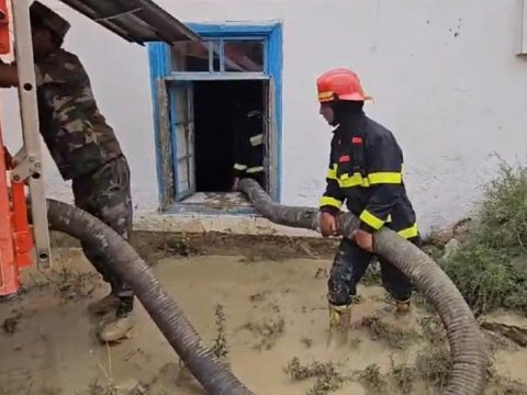 Xızıda evləri su basıb - VİDEO