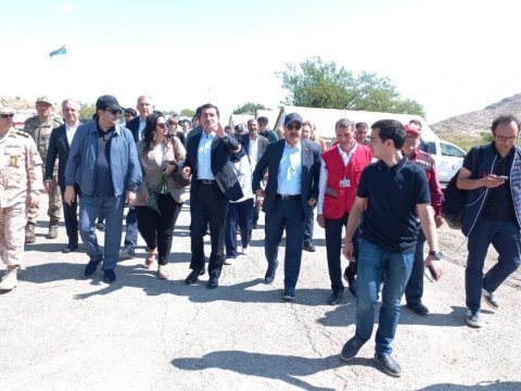 Hikmət Hacıyevdan mühüm MESAJ: Laçın yolu açıla bilər, lakin...