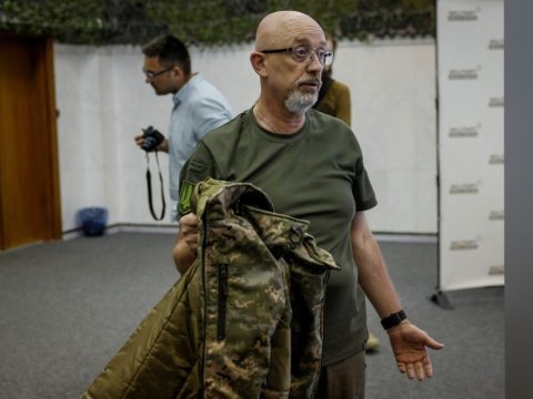 Zelenski onu niyə işdən çıxardı... - Korrupsiya və rüşvət iddiaları