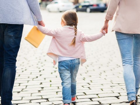 Lənkəranda övladlığa verilən qız qaçırılıb?