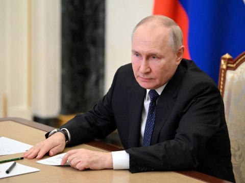 Türkiyəyə ilk yardım təklif edən ölkə Rusiya olub - Putindən İDDİA