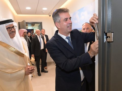 İsrail daha bir müsəlman ölkəsində səfirlik açdı