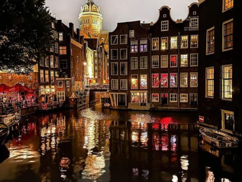 Amsterdam gecəsindən MƏNZƏRƏLƏR