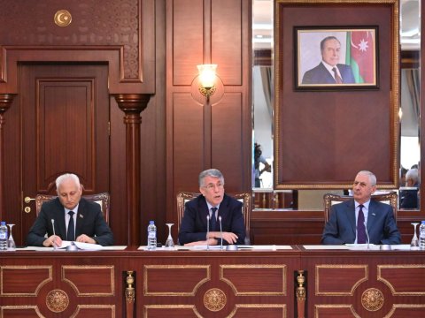 Milli Məclisdə Laçın yolundakı vəziyyət müzakirə edildi