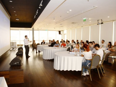 “AzInTelecom” jurnalistlər üçün təlim keçirdi - FOTOLAR