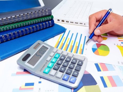 Məktəblərdə dərs saatlarının bölgüsü düzgün deyil - Nazir