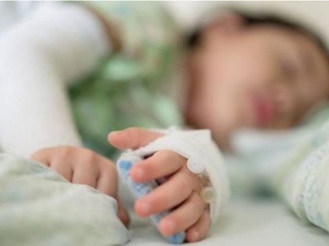 Bakıda dəhşət - 9 yaşlı uşaq darvazanın altında qaldı