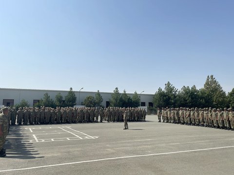 Hərbi vəzifəlilərin toplanışı başa çatdı - VİDEO