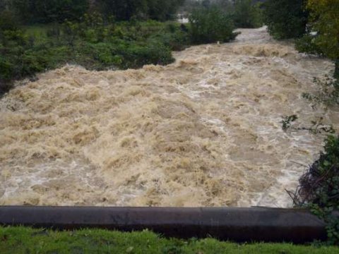 Güclü yağış yağıb, çaylardan sel keçib - FAKTİKİ HAVA