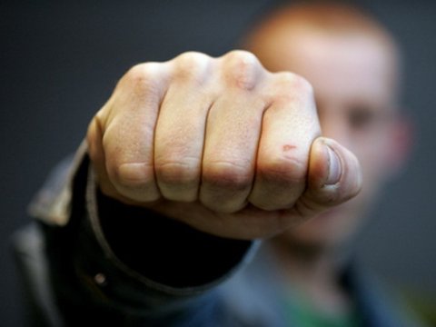 Göyçayda 56 yaşlı kişi yumruq zərbəsindən ölüb