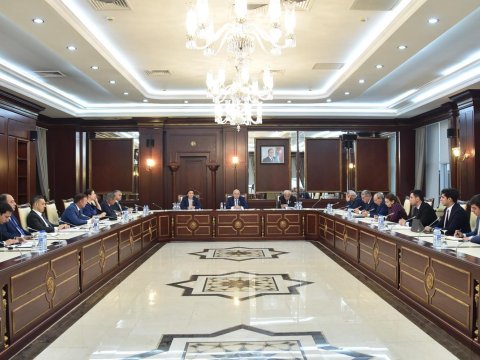 Bir neçə qanuna dəyişiklik layihələri plenar iclasa tövsiyə olundu