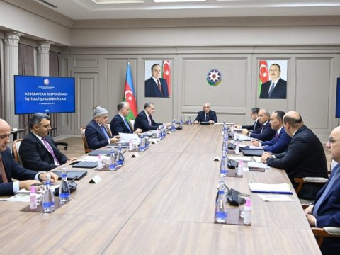 Əli Əsədov İqtisadi Şuranı topladı - Büdcə müzakirələri 
