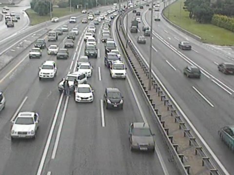 Aeroport yolunda qəza TIXAC yaratdı