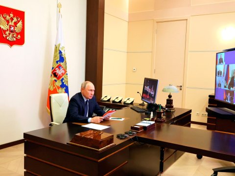 Putin Təhlükəsizlik Şurasını topladı - Qonşu ölkələr müzakirə edildi