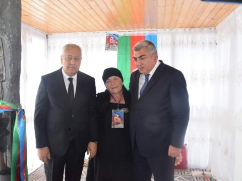 Deputat şəhid məzarını ziyarət edib, il mərasiminə qatılıb - FOTOLAR