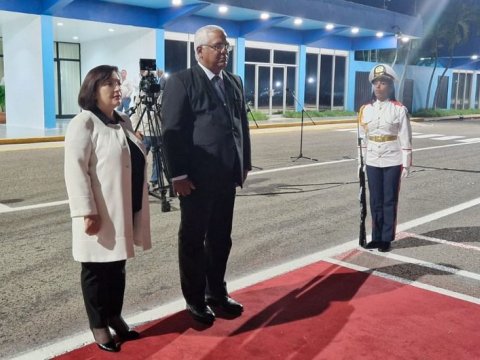 Sahibə Qafarova Kubaya səfər edib