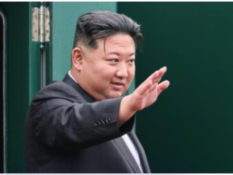 Kim Çen Inın Rusiyaya səfəri başa çatdı
