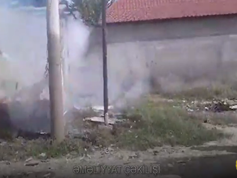 Kürdəmirdə dərzi sexi yandı