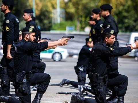 SEPAH zabitlərinə hücum edildi - Ölən və yaralananlar var