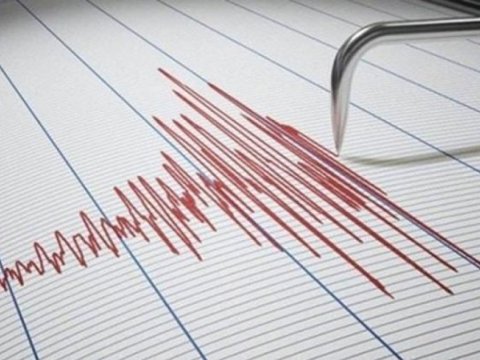 İtaliyada zəlzələ olub