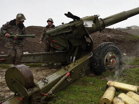 Ermənistan hücum etmək üçün səngərlər qazır, texnika toplayır - Rəsmi Bakı
