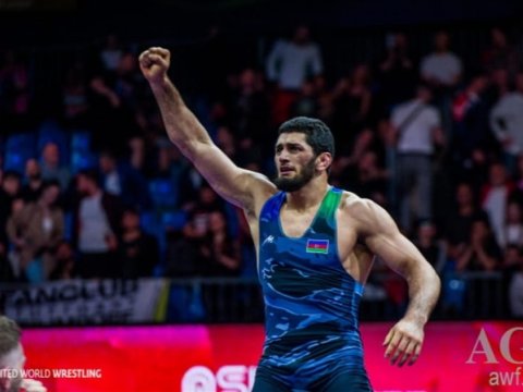 Güləşçimiz Paris Olimpiadasına lisenziya qazandı