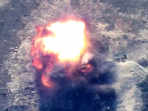 Ermənilərin sığınacaq və döyüş texnikası vuruldu - VİDEO