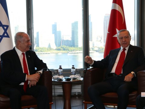 Ərdoğan Netanyahu ilə ilk dəfə görüşdü