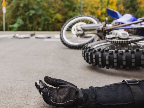 Bakıda ağır qəza: Motosiklet sürücüsü öldü