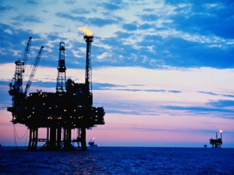 Neftimizin qiyməti 102 dolları ötüb