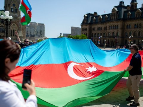 Kanadada fəaliyyət göstərən Azərbaycan Evinə hücum oldu