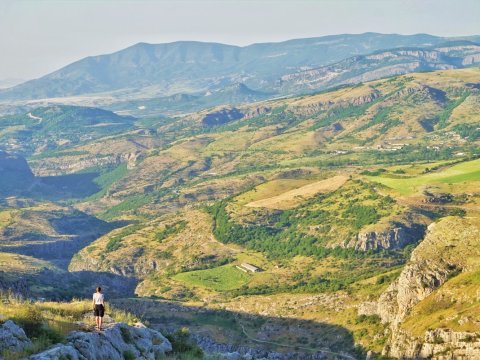Separatçıların yaratmaq istədiyi 