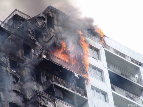 Bakıda yaşayış binasında YANĞIN