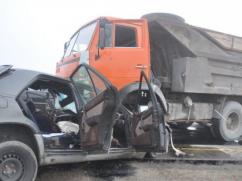 Sabunçuda ağır qəza - Ölən var