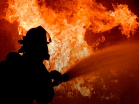 Abşeronda bir neçə obyekt yandı