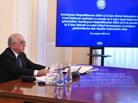 Azərbaycanın valyuta ehtiyatları 67 milyard dollara çatıb - Baş nazir