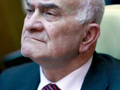 Keçmiş nazir vəfat etdi