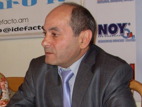 Paşinyana sui-qəsd etmək istəyən şəxs TUTULDU
