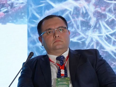 Nazir türk iş adamlarına çağırış etdi