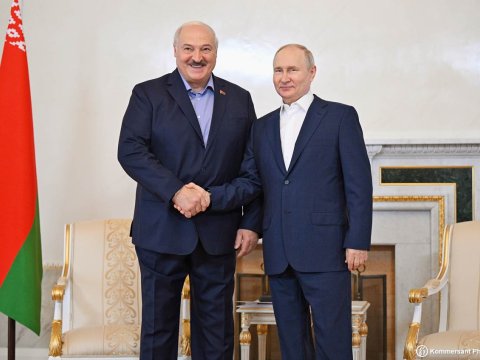 Lukaşenko Putinlə Qırğızıstanda görüşəcək
