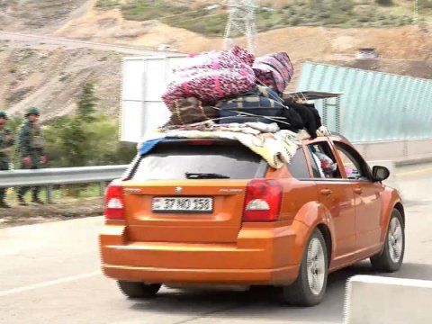 Qarabağı tərk edən ermənilərin təhlükəsiz keçidi təşkil olunur - FOTO