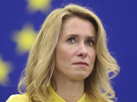 Baş nazir NATO üzvlərini hərbi xərcləri artırmağa ÇAĞIRDI