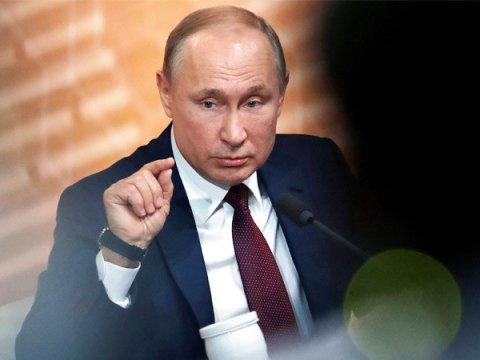Putin öz maaşını artırdı