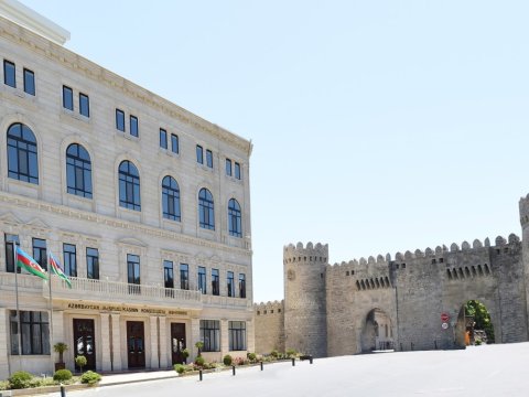 Konstitusiya Məhkəməsində şəhidlərin xatirəsi anılıb