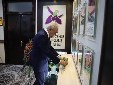 GDU-nun rəhbərliyi və kollektivi Anım Günü tədbirində - FOTOLAR