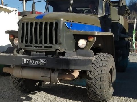 Şuşada sülhməramlılara məxsus “KamAZ” aşdı - Ermənilərin 2 maşın yandı