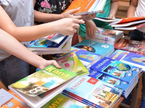 Dərsliklərlə bağlı çox narazılıqlar var - Nazirlik rəsmisi