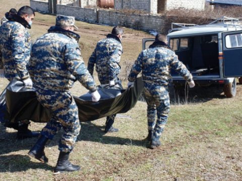 Ermənilər Qarabağdan meyit toplayırlar